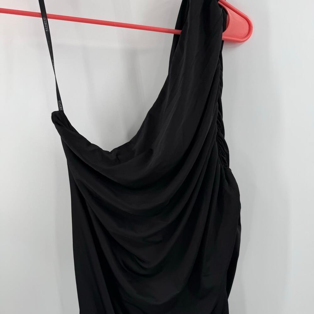 One-Shoulder Black Ruched Midi Dress - Picture 8 of 16
